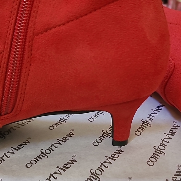 NWT red booties - Picture 6 of 8